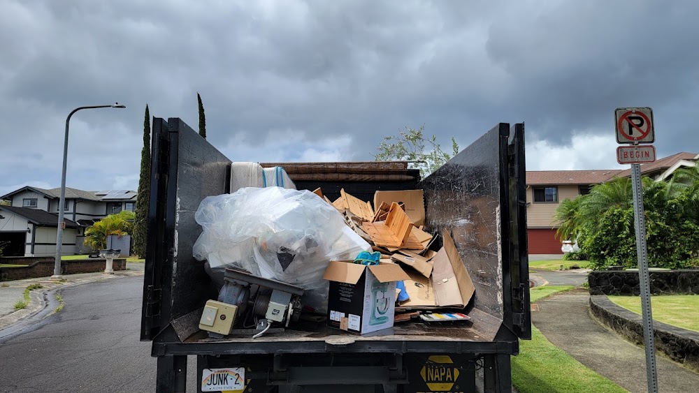 Aloha Junk Man