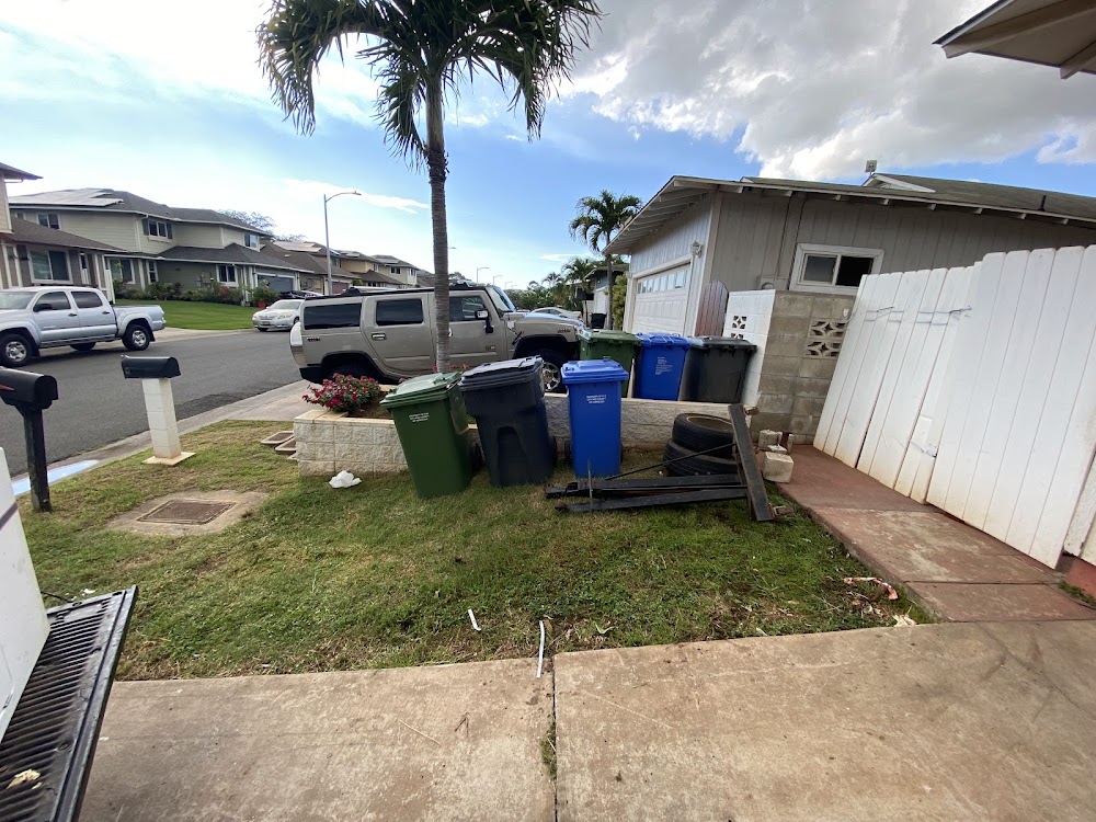 Nikko's Junk Removal